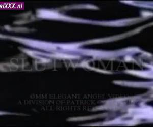 Dikke lullen lekker gepijpt door geile sletjes.