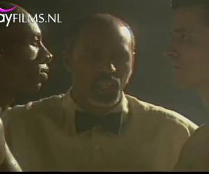 Hete mannen neuken overal waar ze maar kunnen