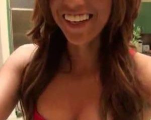 Hier zie je een paar bangalijst meisjes