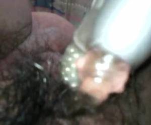 Filmen en tegelijk mastuberen met een vibrator