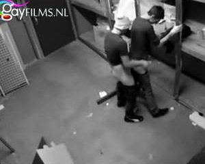 Beveiligingscameras betrappen bareback gaytieners